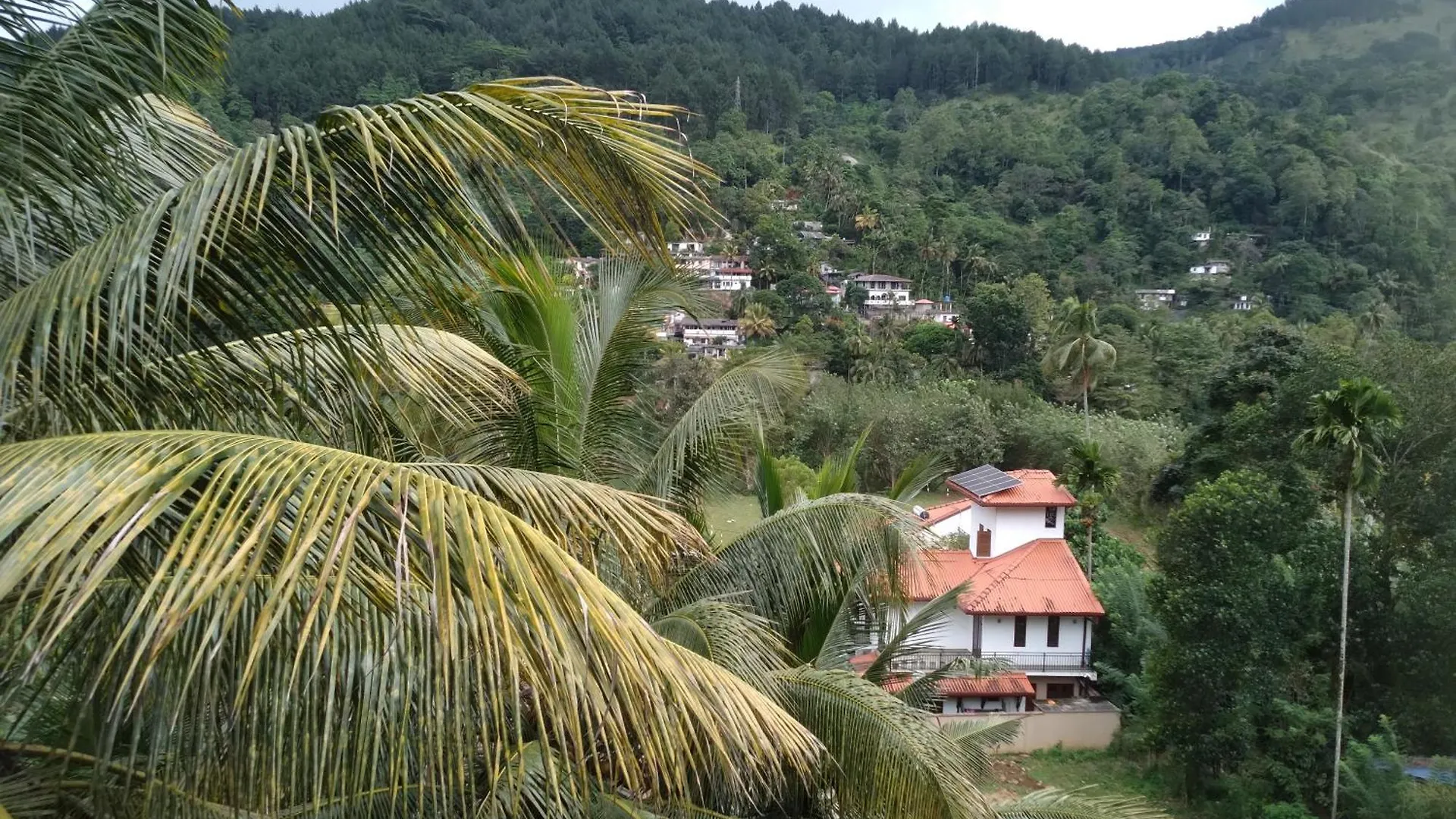 Jayathmaguest Apartment Peradeniya